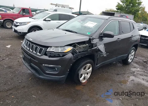 2019 Jeep Compass Latitude 4X4 from USA, damaged, VIN 3C4NJDBB0KT665835